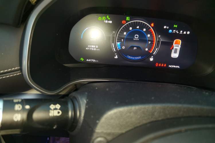 Used Wey VV6 2021 2.0T Two-Wheel Drive Smart Protection+