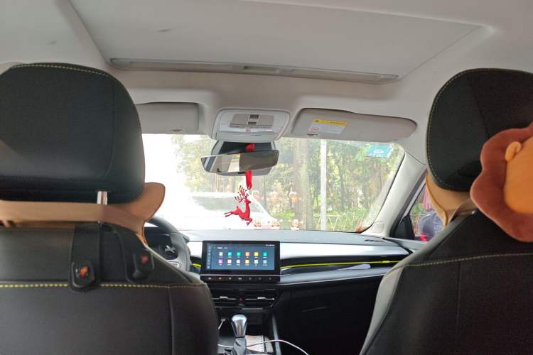 Used Roewe i5 2021 Revised 1.5L CVT Starry Edition Headliner