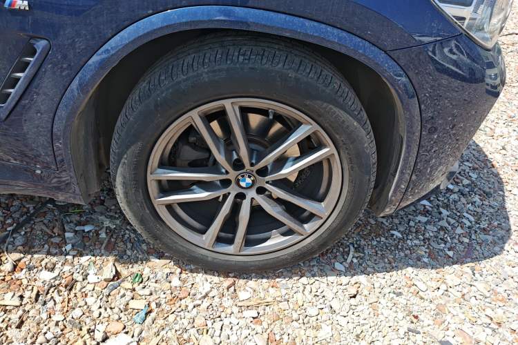 Used BMW X3 2020 xDrive28i M Sport Package Right Front Wheel Hub