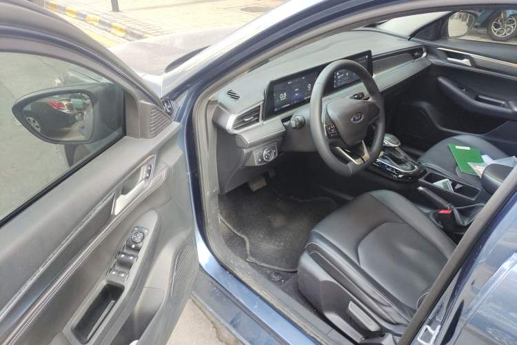 Used Ford Escort 2021 1.5L Automatic Platinum Edition