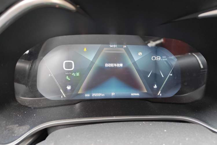 Used Wey VV6 2018 2.0T Two-Wheel-Drive Ultra-Luxury Version China V Standard
