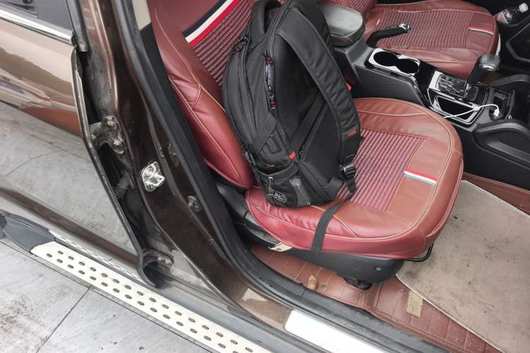 Used Geely Auto GX7 2015 Sports Edition 2.0L Automatic Prestige Model
