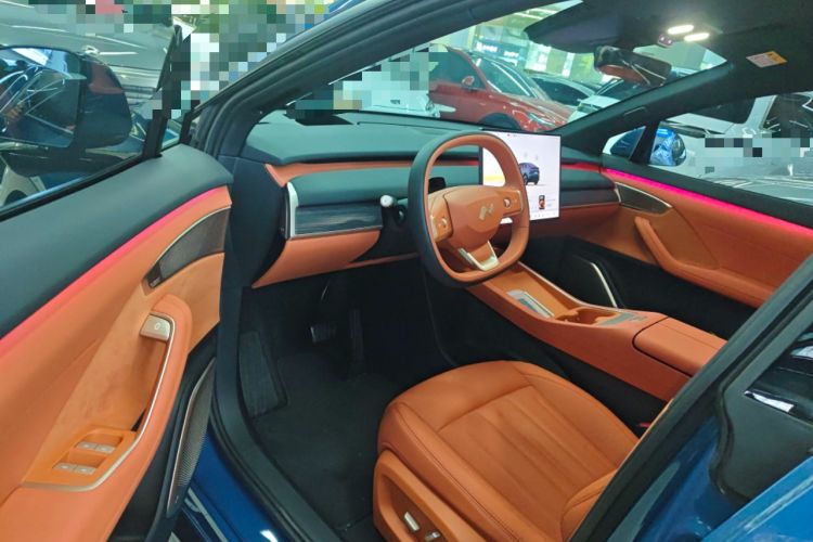 Used ONVO L60 2024 60 kWh All-Wheel Drive