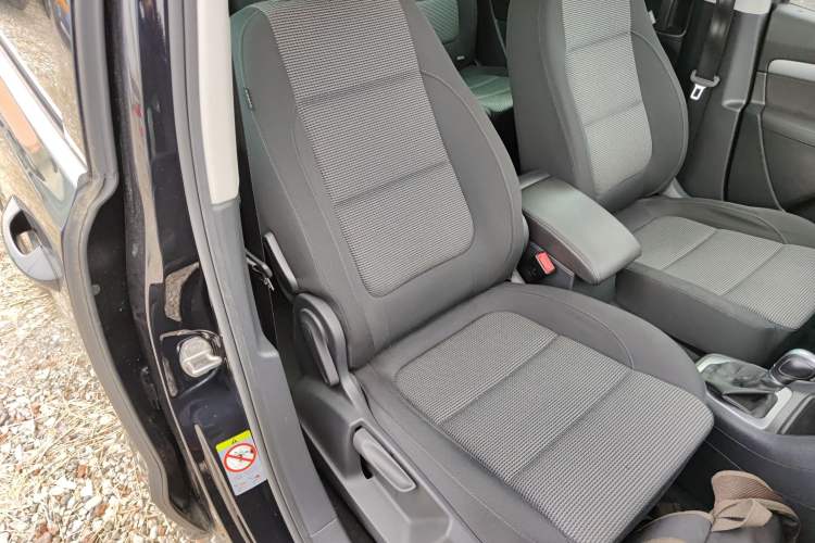 Used Volkswagen Sharan 2013 1.8TSI Standard Model