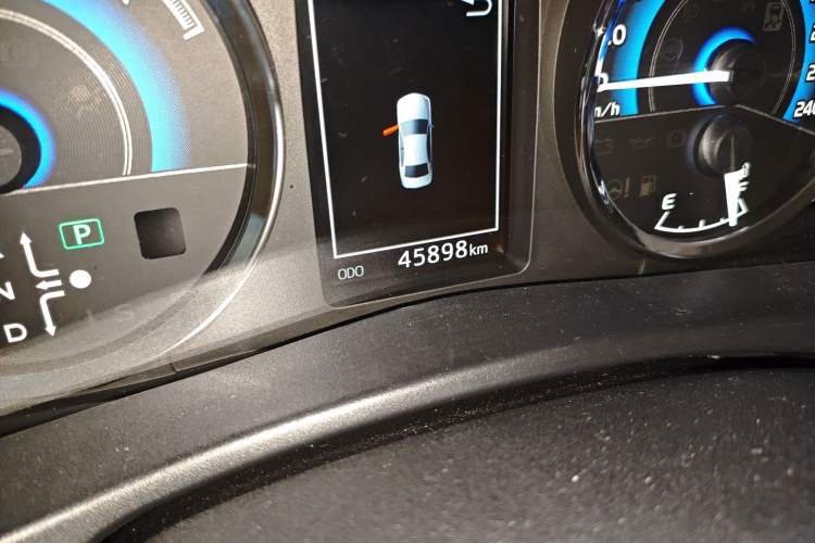 Used Toyota Corolla 2017 Revised Dual-Engine 1.8L E-CVT Elite Edition