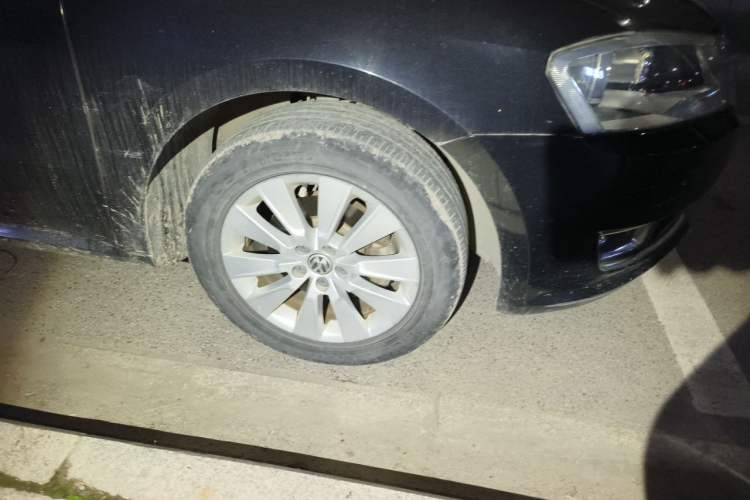 Used Volkswagen Lavida 2013 Restyled Classic 1.6L Automatic Comfort Edition