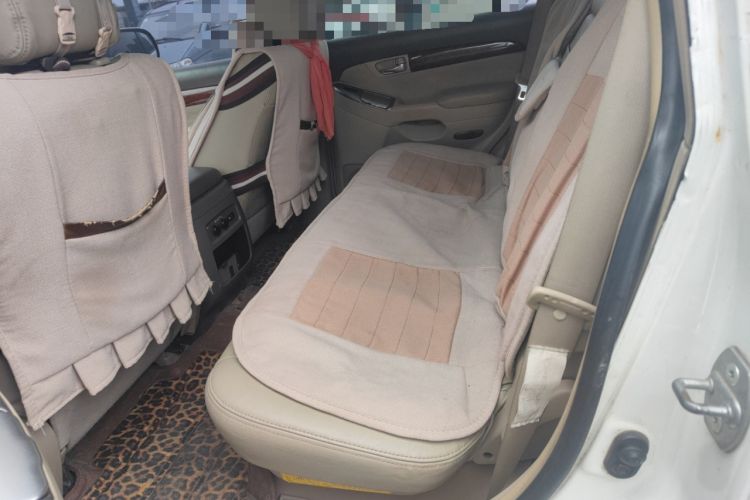 Used Toyota Prado 2004 GX 2.7 Manual Model
