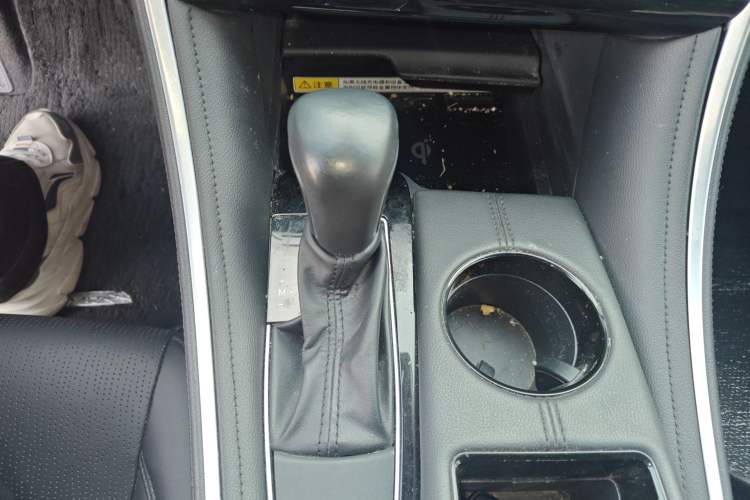 Used Toyota Avalon 2022 2.0L Luxury Edition
