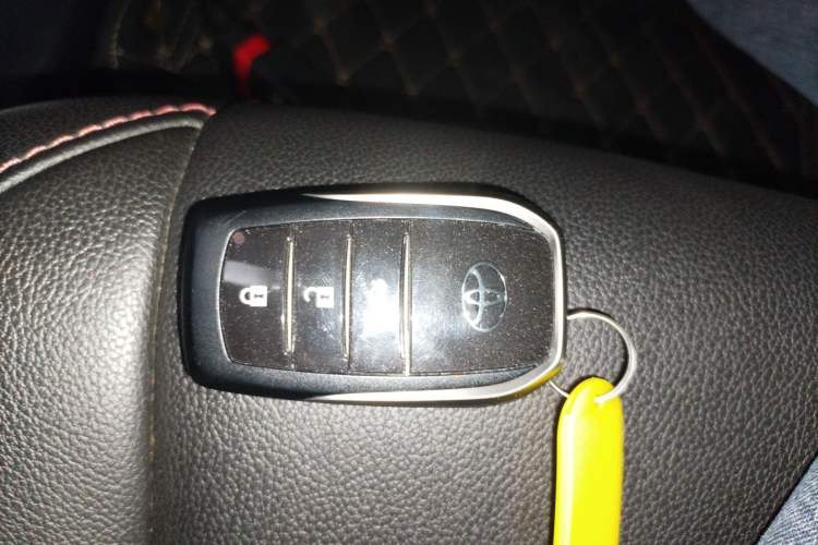 Used Toyota Levin 2017 Revised 1.8 GS CVT Elite Edition China V Standard Vehicle Key