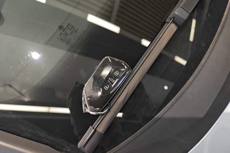 Used Volkswagen ID.4 X 2025 Smart Version Pure & Intelligent Enjoyment Edition Interior 1