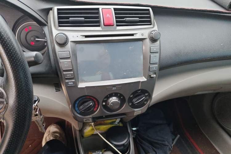 Used Honda City Classic 2012 1.5L manual Comfort version