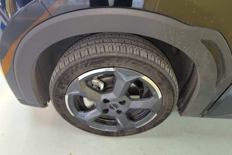 Used BYD Seagull 2023 Flying Edition Left Front Wheel Hub