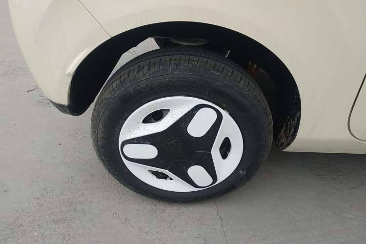 Used Geely Galaxy Panda 2025 210 km – Yuanqi Bear