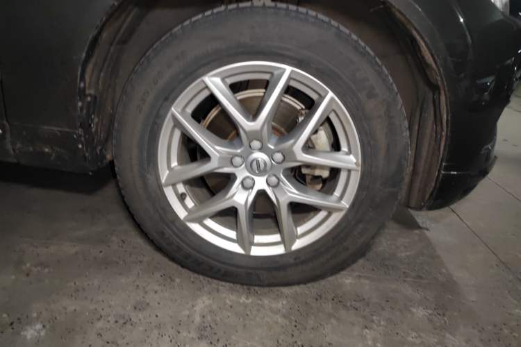 Used Volvo XC60 2019 T5 4x4 Zhiyuan Edition China VI Standard
