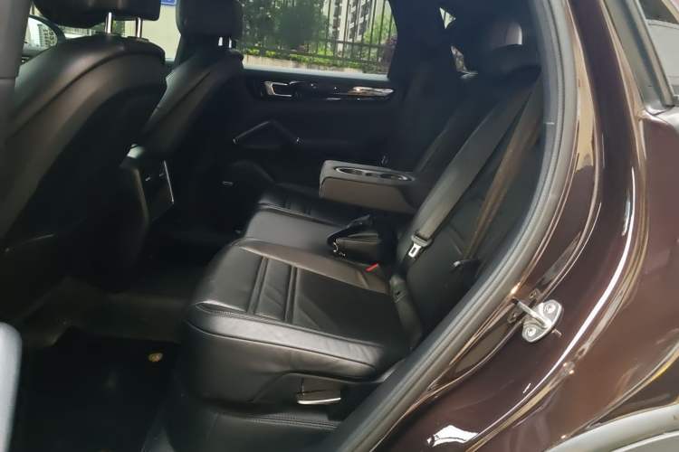 Used Porsche Cayenne E-Hybrid 2019 Cayenne E-Hybrid 2.0T