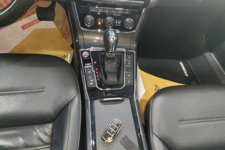 Used Volkswagen Passat 2016 330TSI DSG Prestige Edition
