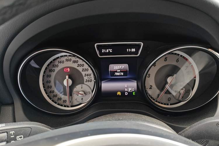 Used Mercedes-Benz GLA 2015 GLA 260 4MATIC Sport Edition
