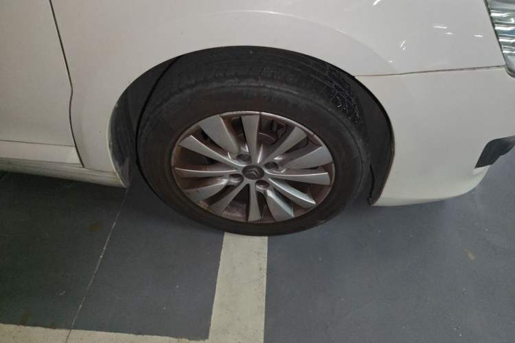 Used Citroen C-Quatre 2013 Sedan 1.6L Automatic Prestige Model Right Front Wheel Hub
