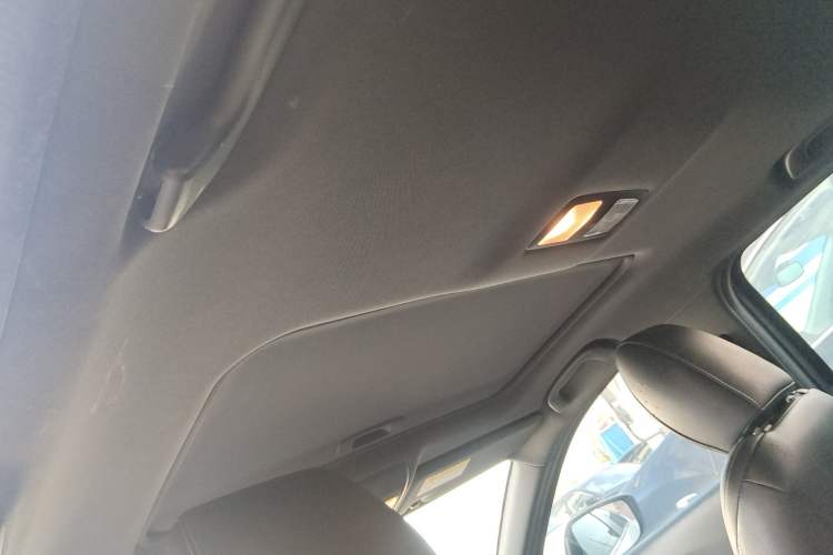 Used Mazda CX-4 2016 2.0L Automatic 2WD Blue Sky Dynamic Edition
