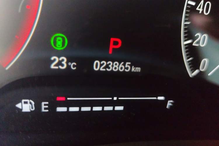 Used Honda XR-V 2023 Facelift 1.5L CVT Trend Edition Odometer Close Up