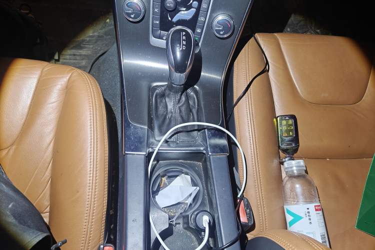 Used Volvo S60 2015 S60L T5 Zhiyue Edition