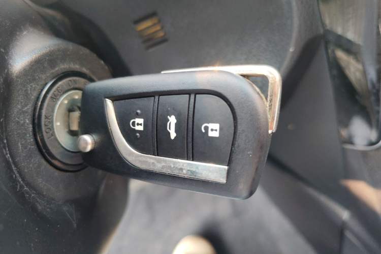 Used Toyota Corolla 2017 Revised Version 1.2T S-CVT GL-i
