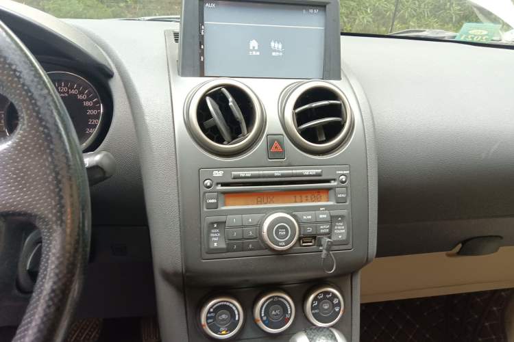 Used Nissan Qashqai 2012 2.0 XV LE CVT 2WD Audio And AC Panel