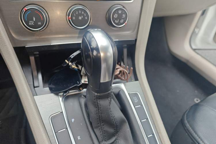 Used Volkswagen Golf 2015 1.4TSI Automatic Comfort Model
