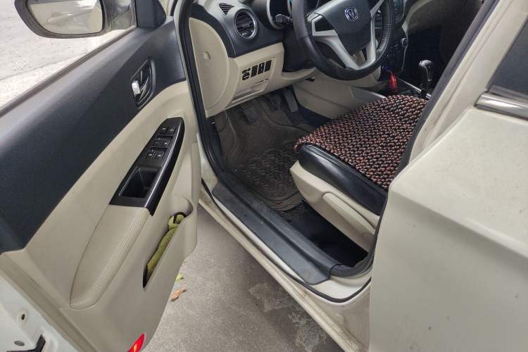 Used Changan Eado 2014 1.6L Manual Luxury Model
