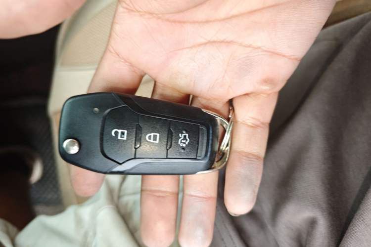 Used Ford Escort 2015 1.5L Automatic Comfort Edition
