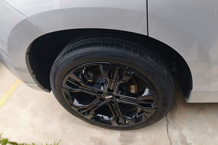 Used Wey VV7 2017 2.0T Flagship Model Right Rear Wheel Hub