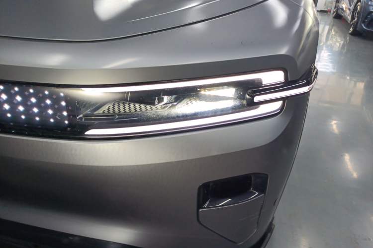 Used Qiyuan E07 2025 All-Electric 4x4 90kWh Ultra High-Performance Edition