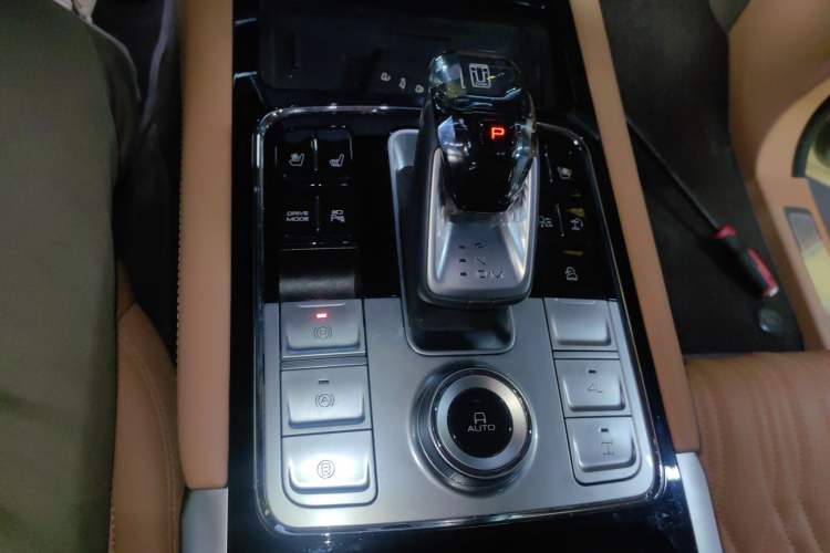 Used Tank 500 New Energy 2024 Hi4-T
