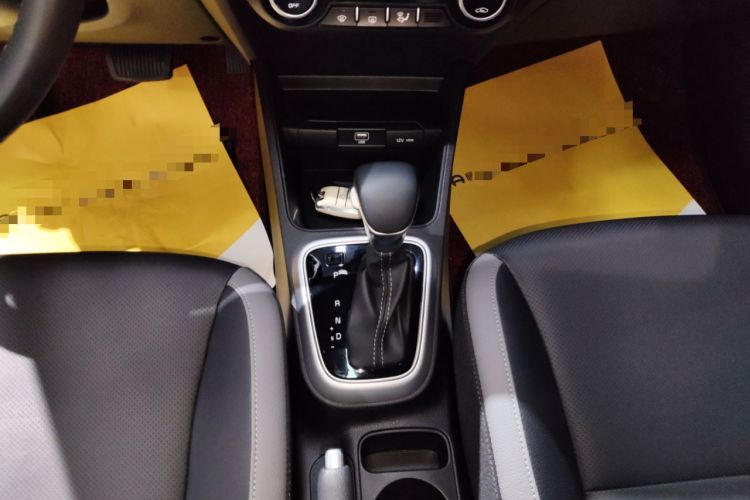 Used Kia kx1 Stonic 2021 1.4L CVT Fun & Sunroof Model
