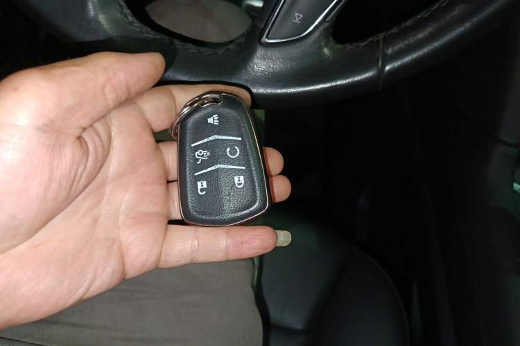 Used Cadillac XT5 2022 2.0T Four-Wheel Drive Luxury Version (Hummingbird Edition)