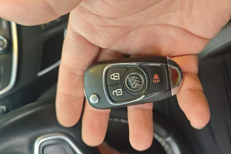 Used Buick Regal 2014 1.6T Fashionable Tech Edition
