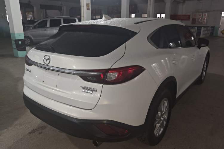 Used Mazda CX-4 2018 2.0L Automatic Two-Wheel Drive Blue Sky Exploration Version China V Standard Rear Right 45 Deg