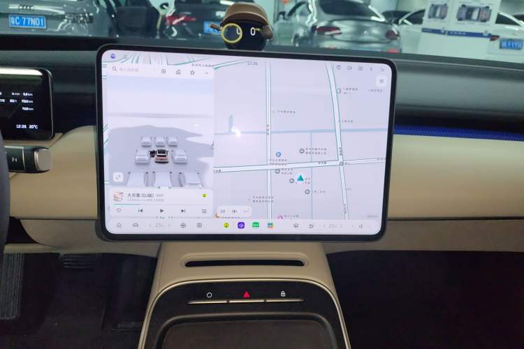 Used Nio ET5T 2025 75 kWh Touring Audio And AC Panel