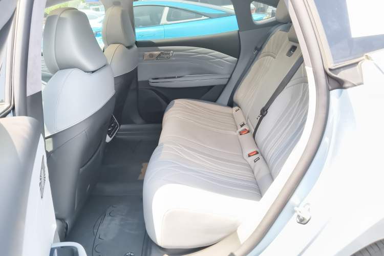 Used Geely Galaxy E8 2025 700 km Long-Range Intelligent Driving Version