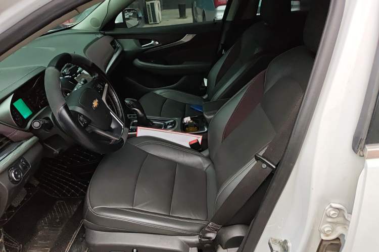 Used Chevrolet Malibu 2018 530T Automatic Luxury Edition Left Front Seat