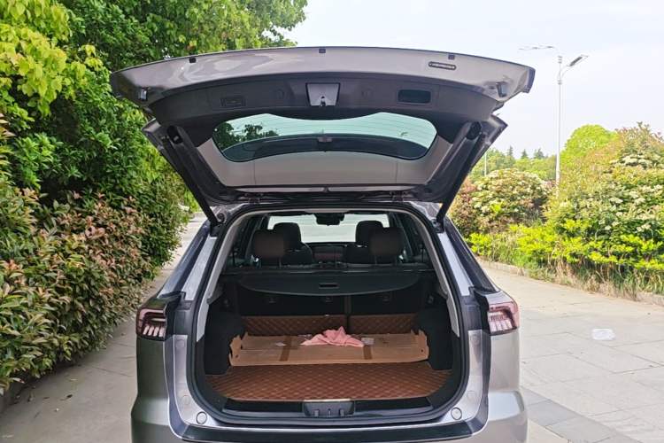 Used Chery Tiggo 8 PRO 2024 Champion Edition 390T Two-Wheel Drive Peak Version 5 Seats