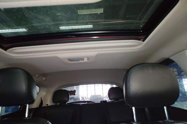 Used Nissan Tiida 2024 1.6L CVT Cool Dynamic Edition Headliner