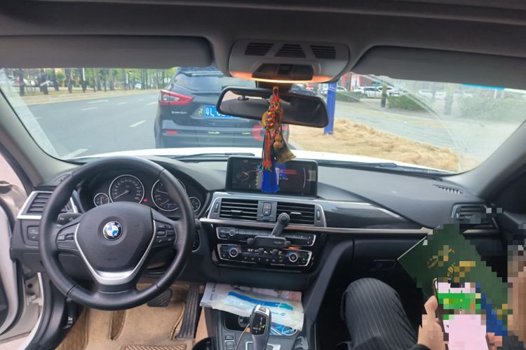 Used BMW 3 Series 2016 316i Fashion Model
