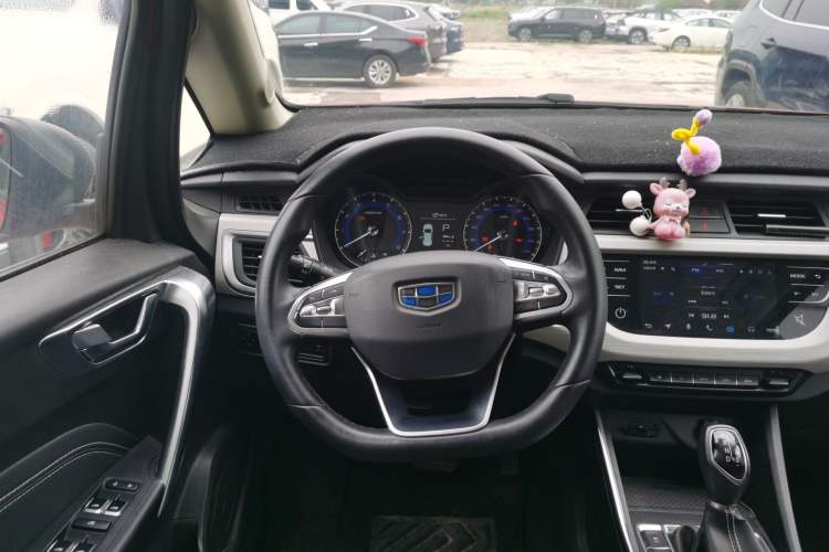 Used Geely Auto Vision X3 2020 1.5L CVT Luxury Model Steering Wheel