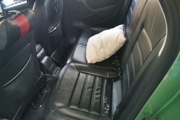 Used Volkswagen Polo 2013 1.6L Automatic Luxury Edition
