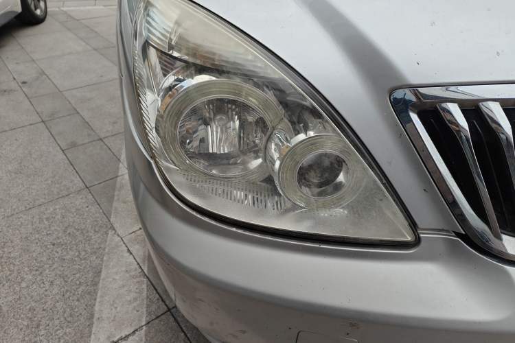 Used Buick GL8 2011 2.4L CT Comfort Edition