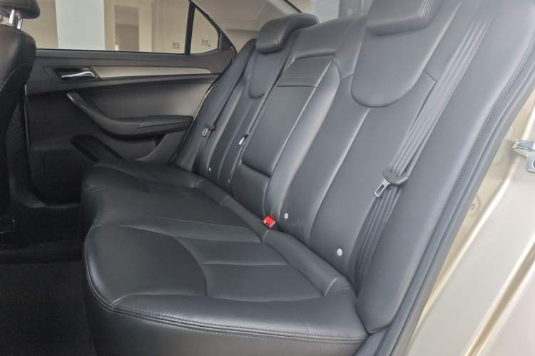 Used Roewe 360 2015 1.5L Automatic Luxury Edition