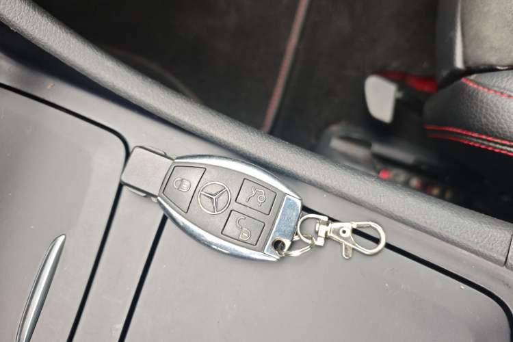 Used Mercedes-Benz CLA 2016 CLA 220 4MATIC Vehicle Key