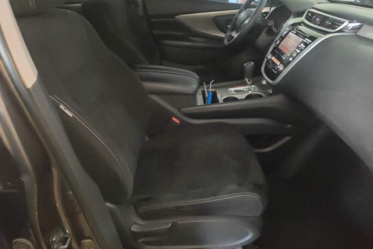 Used Nissan Murano 2015 2.5L XE Two-Wheel-Drive Elite Edition