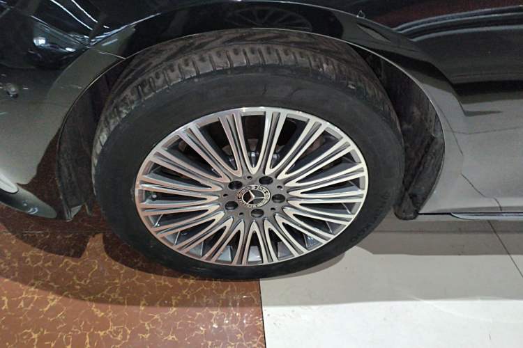 Used Mercedes-Benz E-Class 2021 Facelift E 300 L Stylish Edition